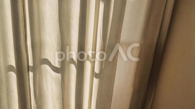 夕方の光とカーテン パターン,壁紙,背景の写真素材