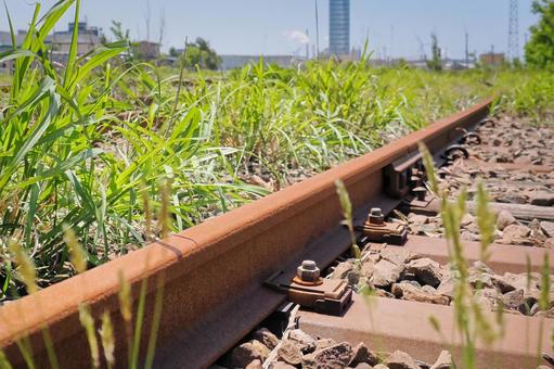 錆びた線路のレール 錆びた線路のレールの写真