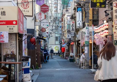 新橋の路地裏 新橋の路地裏 新橋,路地裏,路地の写真素材
