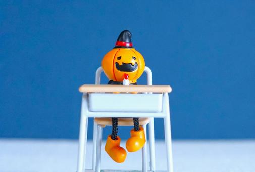 教室のハロウィン① 教室のハロウィン① ハロウィン,教室,かぼちゃのお化けの写真素材