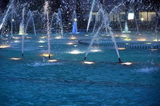 カラフルな水のショー カラフルな水のショーの写真