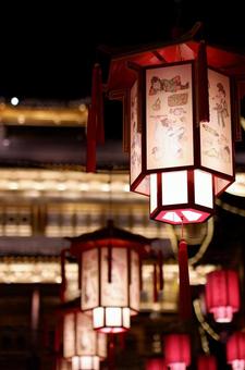 中国の伝統的なランタンと夜景の灯り 中国の伝統的なランタンと夜景の灯りの写真