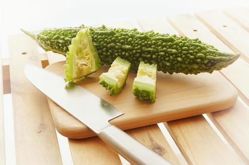 朝採りのゴーヤ 朝採りのゴーヤ ゴーヤ,野菜,夏の写真素材