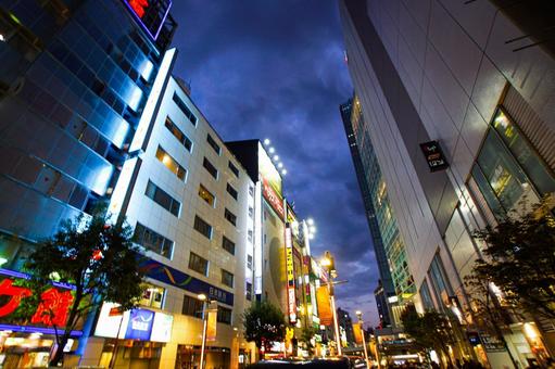 新宿の夕暮れビル群 新宿の夕暮れビル群 新宿,東京,日本の写真素材