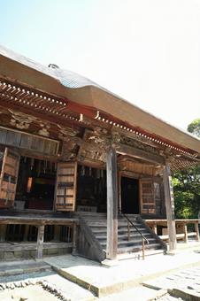 医王山 油山寺の薬師堂 医王山 油山寺の薬師堂の写真