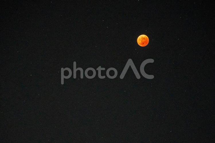 2022年皆既月食 月,皆既月食,月食の写真素材