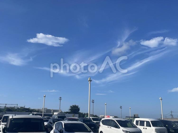 サービスエリアの駐車場 駐車場,サービスエリア,saの写真素材