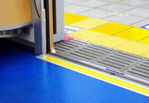 電車のドア 電車のドアの写真