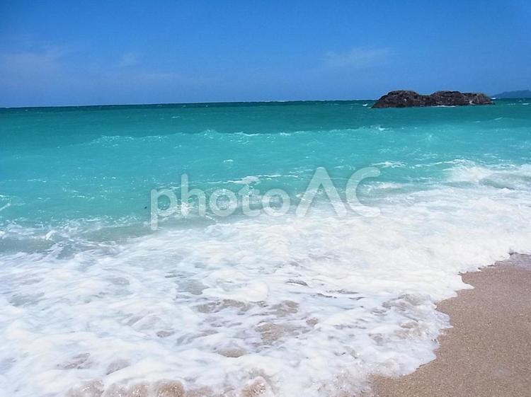 沖縄のきれいな海 沖縄,夏,海の写真素材