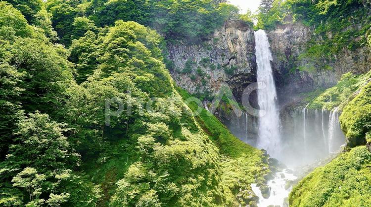 栃木県日光市の華厳の滝 華厳の滝,滝,日光の写真素材