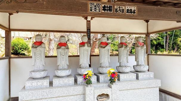 お地蔵さん 地蔵,寺,ほっこりの写真素材