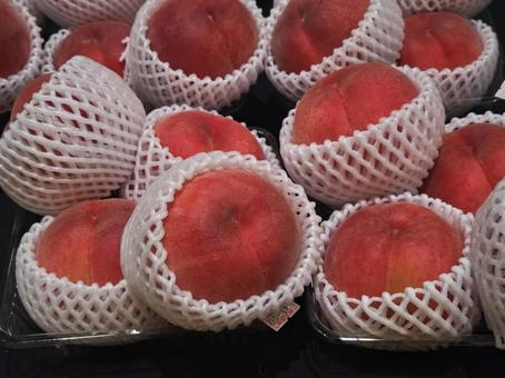 Greengrocer's Peaches, JPG Greengrocer's Peaches, JPG