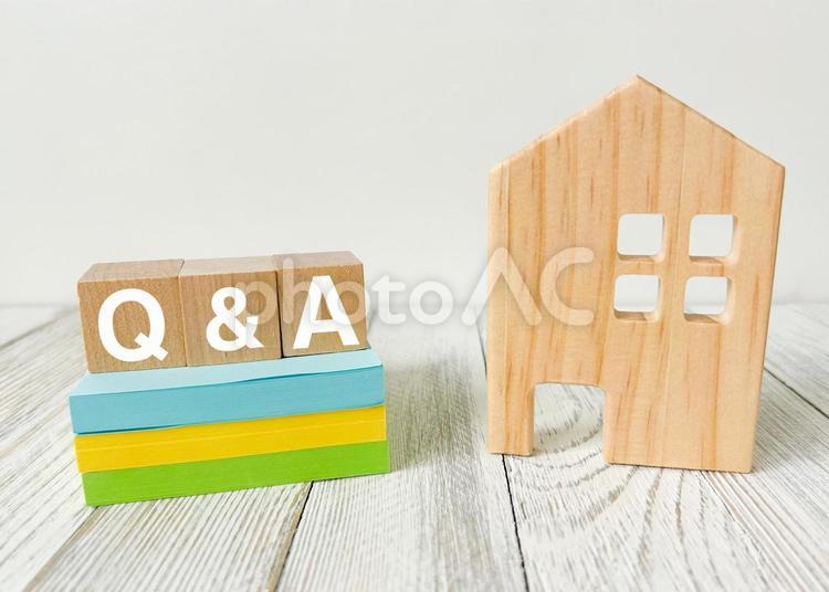 Q&A よくある質問と家のミニチュア q&a,よくある質問,回答の写真素材