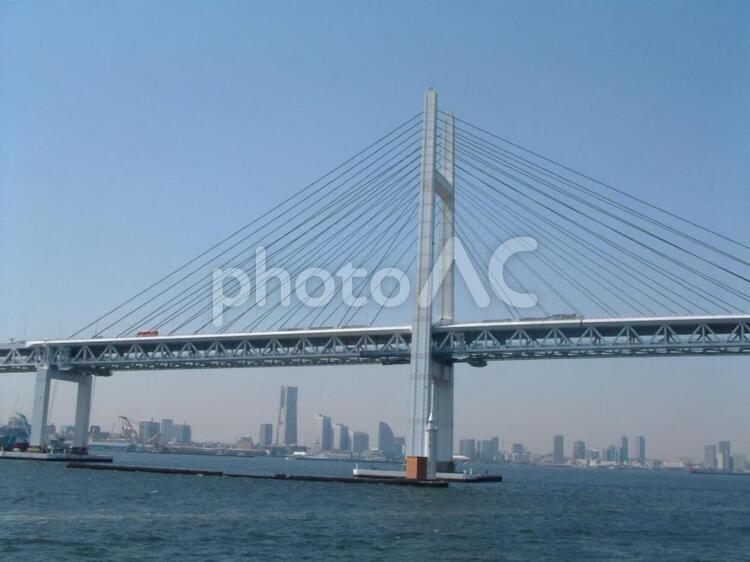 船上からのみなとみらい 海,青空,空の写真素材