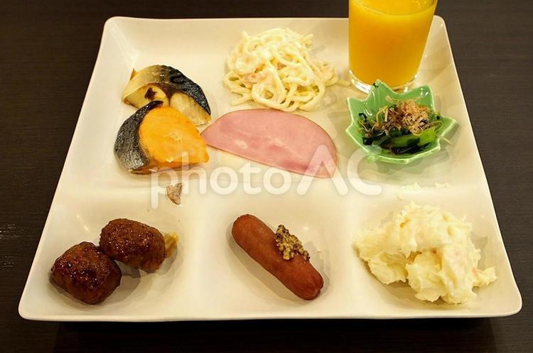 食べ放題のいろんな料理 食べ放題,バイキング,ビュッフェの写真素材