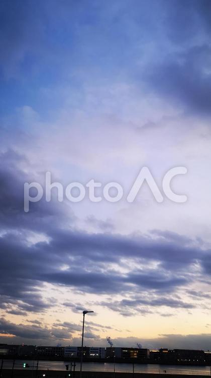1月の夕焼け空 1月,夕焼け,夕暮れの写真素材