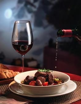 赤ワインとビーフシチュー(ポスター用) ビーフシチュー,シチュー,赤ワインの写真素材