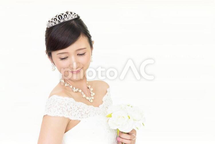 ブーケを持つ美しい花嫁 女性,女,花嫁の写真素材