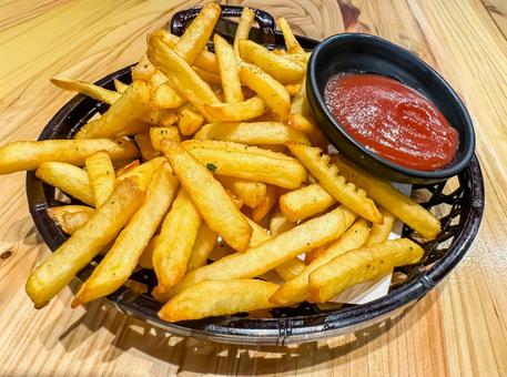 おつまみに最適ポテトフライ おつまみに最適ポテトフライ フライドポテト,ぽてと,フライの写真素材