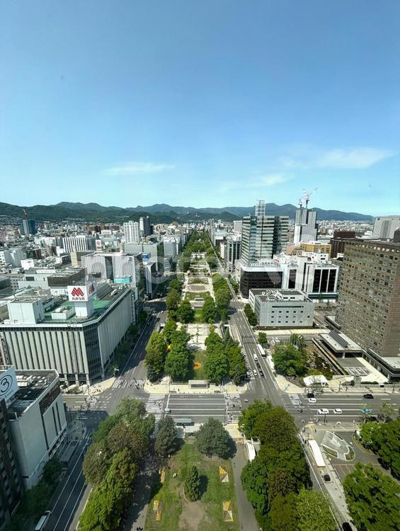 さっぽろテレビ塔から見た大通公園 大通公園,さっぽろテレビ塔,展望台の写真素材