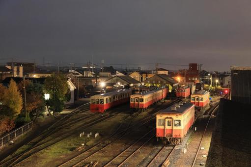 小湊鐵道 小湊鐵道,夜明け前,始発駅の写真素材
