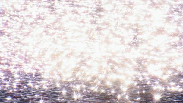 キラキラ キラキラ,水面,海の写真素材