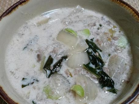 大根クリームスープ 大根クリームスープ 大根クリームスープ,大根,小松菜の写真素材