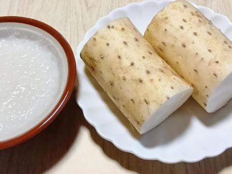 長芋とトロロ 長芋とトロロ 長芋,ナガイモ,とろろの写真素材