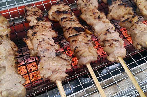 焼き鳥5（もも塩） 焼き鳥,串焼き,ももの写真素材