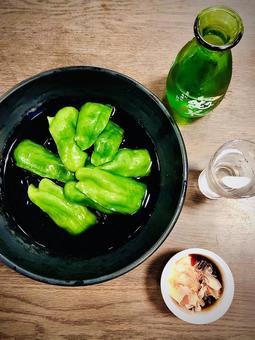酒のつまみ、冷やしピーマン 酒のつまみ、冷やしピーマン ピーマン,野菜,緑黄色野菜の写真素材