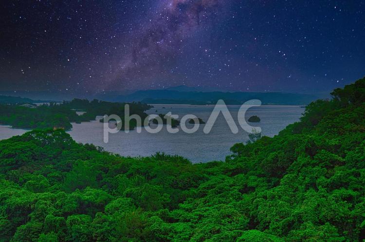 沖縄北部の風景（夜空） 沖縄,夜空,星の写真素材