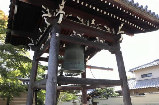 妙満寺 鐘楼 妙満寺 鐘楼 妙満寺,鐘楼,妙塔山の写真素材