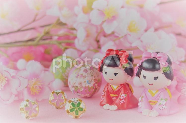 舞妓さんのおもてなしと春の和雑貨の素材 おもてなし,舞妓,着物の写真素材