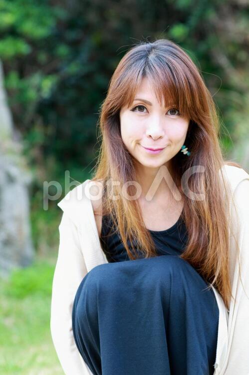 夏休みにアウトドアを楽しむ女性02 美女,美人,女性の写真素材