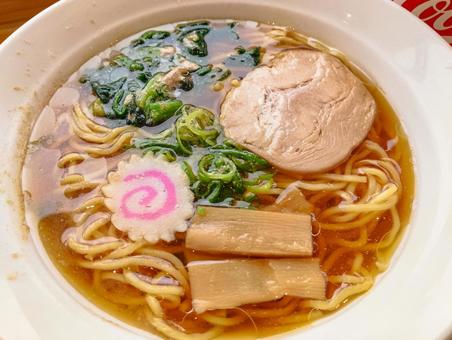 昭和レトロな醤油ラーメン 昭和レトロな醤油ラーメン ラーメン,醤油ラーメン,町中華の写真素材