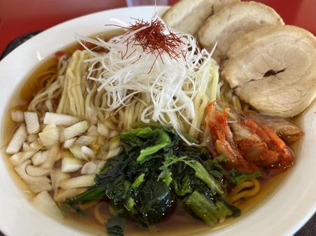 冷やしラーメン 冷やしラーメン 麺,美味しい,昼食の写真素材