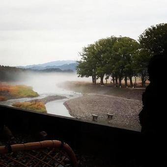 幻想的な霧景色 幻想的な霧景色の写真