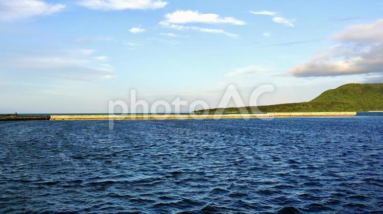 沖縄県八重山諸島西表島にある船浦湾 干潟,船浦,西表島の写真素材