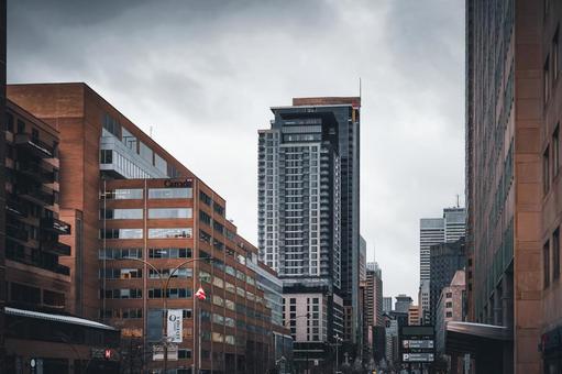 サン・ローラン通りの信号 信号機,サン・ローラン通り,標識の写真素材