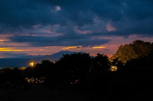 夏の夕焼け 夕焼け,夕暮れ,夏の写真素材