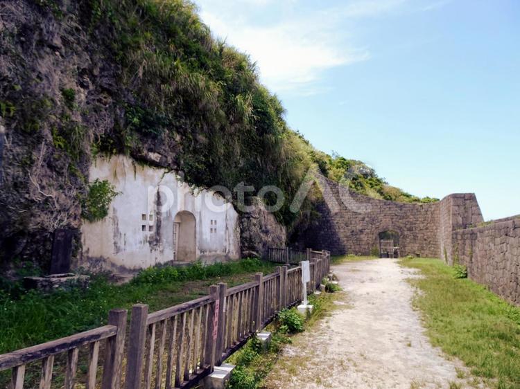 浦添ようどれ 浦添ようどれ,英祖王陵,西室の写真素材