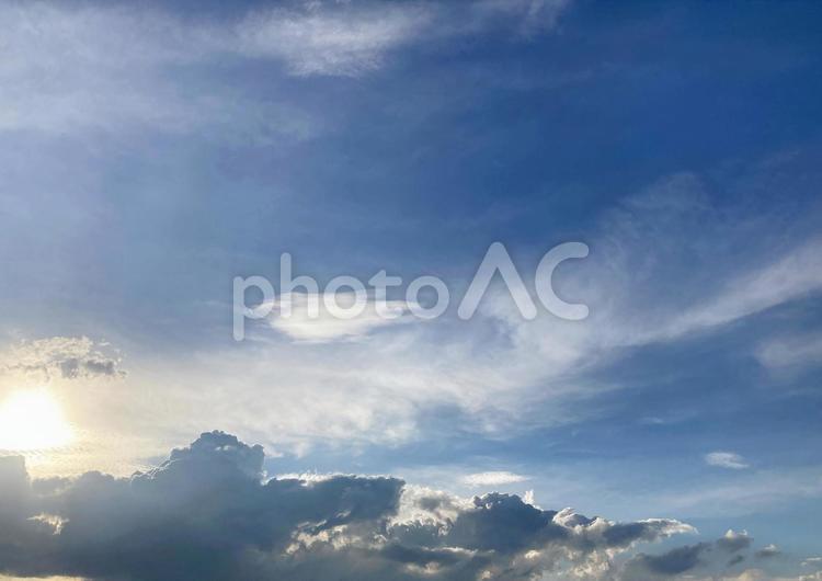 夕暮れ 夕暮れ,夕焼け,夕映えの写真素材