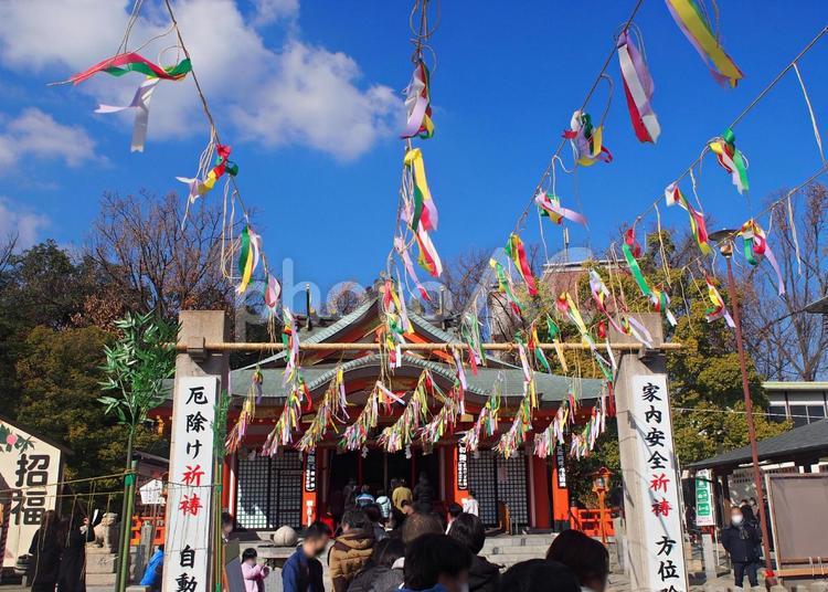 初詣風景　2023年　令和5年 初詣,神社,卯年の写真素材