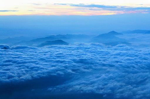 Dawn from the summit of Mount Fuji, Japan's highest peak, JPG Dawn from the summit of Mount Fuji, Japan's highest peak, JPG