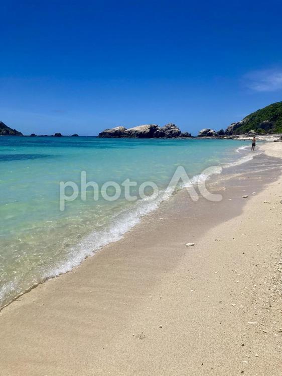 海岸線の青 沖縄,離島,渡嘉敷島の写真素材