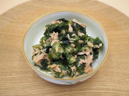 手作り・ツナときゅうりとわかめの酢の物 手作り・ツナときゅうりとわかめの酢の物 ツナときゅうりとわかめの酢の物,手作り,ツナの写真素材