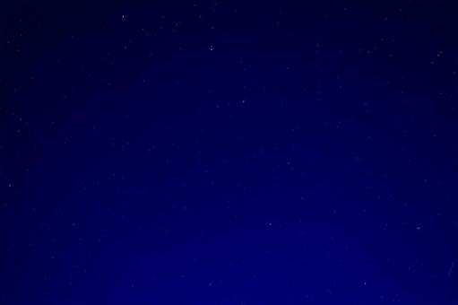 夏の夜空の北斗七星 夏の夜空の北斗七星の写真