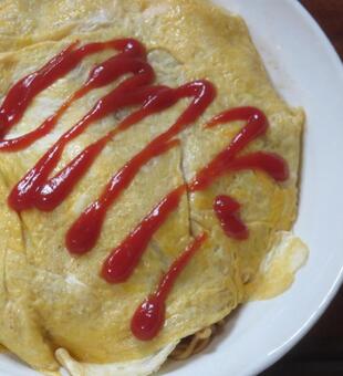 オムソバ オムソバ,玉子,ケチャップの写真素材