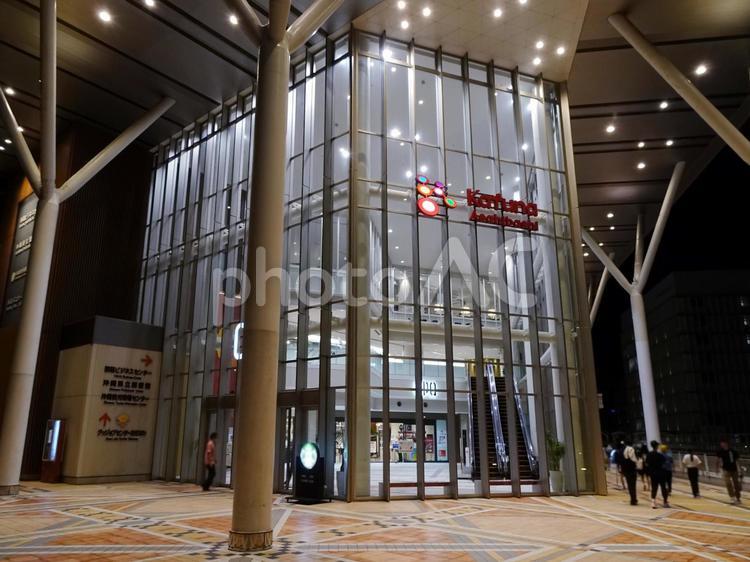 沖縄県立図書館 沖縄県立図書館,カフーナ旭橋,沖縄県那覇市泉崎１丁目の写真素材