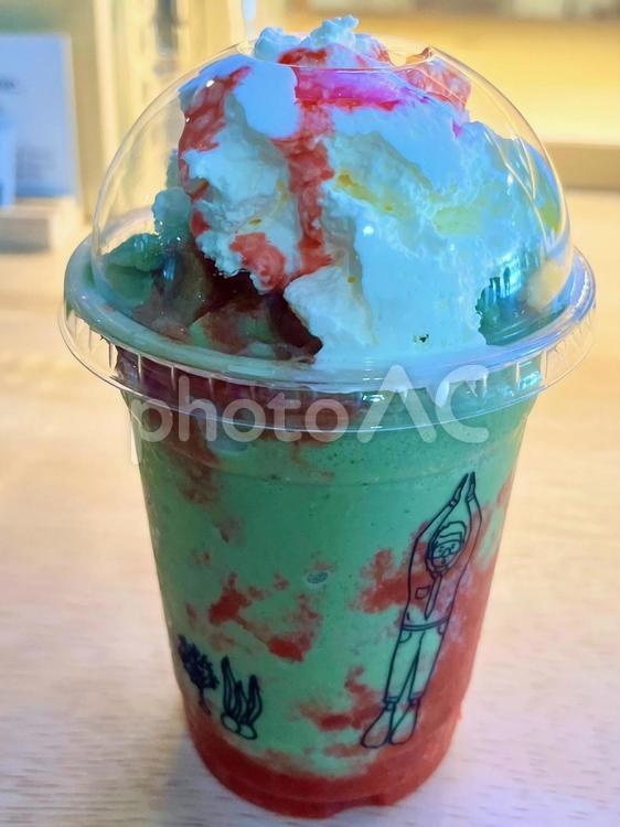 マレーシア、KLの抹茶苺フラペチーノ 海外,マレーシア,抹茶ドリンクの写真素材